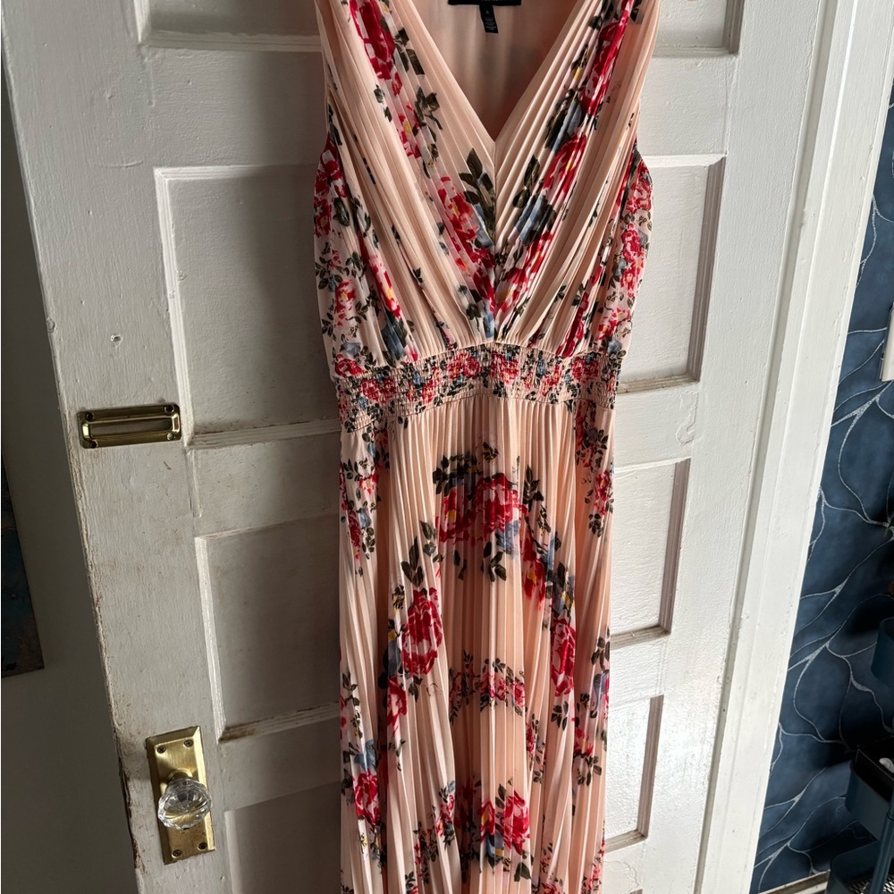 White House Black Market Pink Floral Maxi Dress
